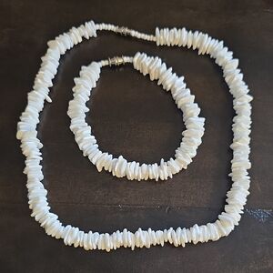 Elegant White Beaded Necklace and Bracelet Set